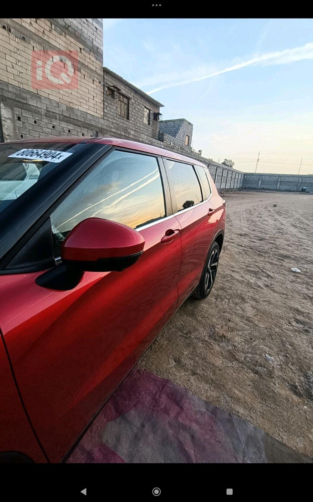 ميتسوبيشي اوتلاندر